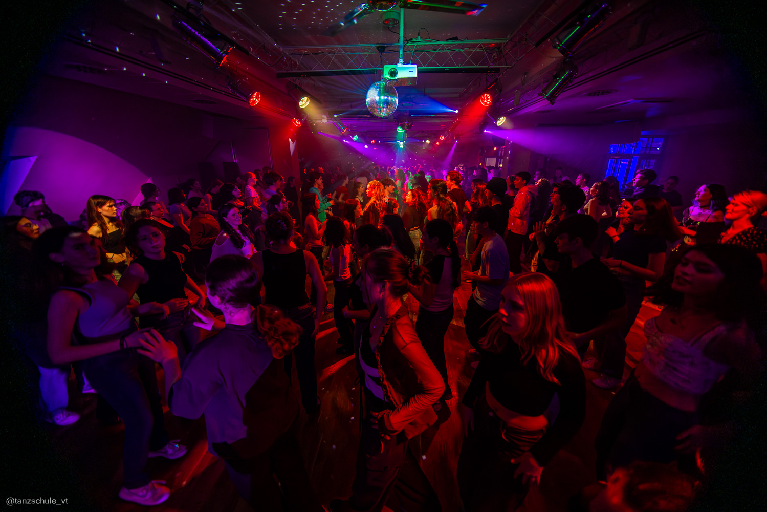 20240420 Huckepack Tanzparty 4557